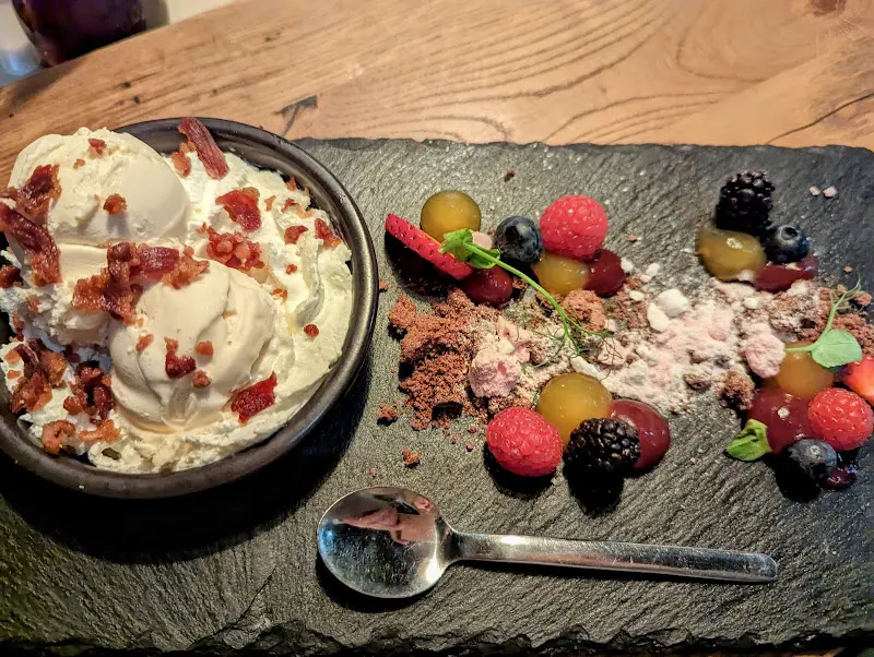 800 Grad Prime Beef Steakhouse_Potsdam_slider_image_3