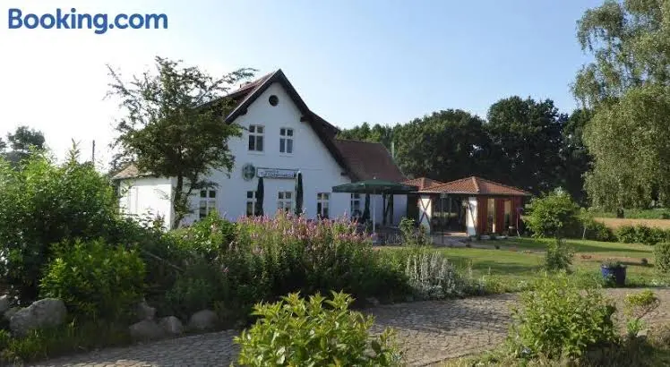 Landgasthaus Zur Mühlenwirtin restaurant in Petershagen