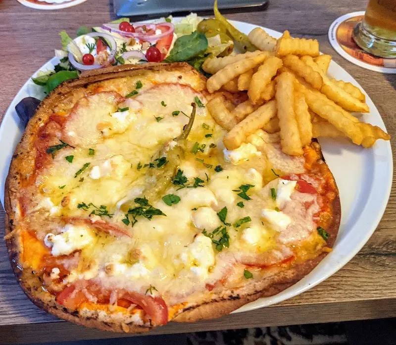 Mehdis Kulturzentrum - Altes Amtsgericht_Petershagen_slider_image_3