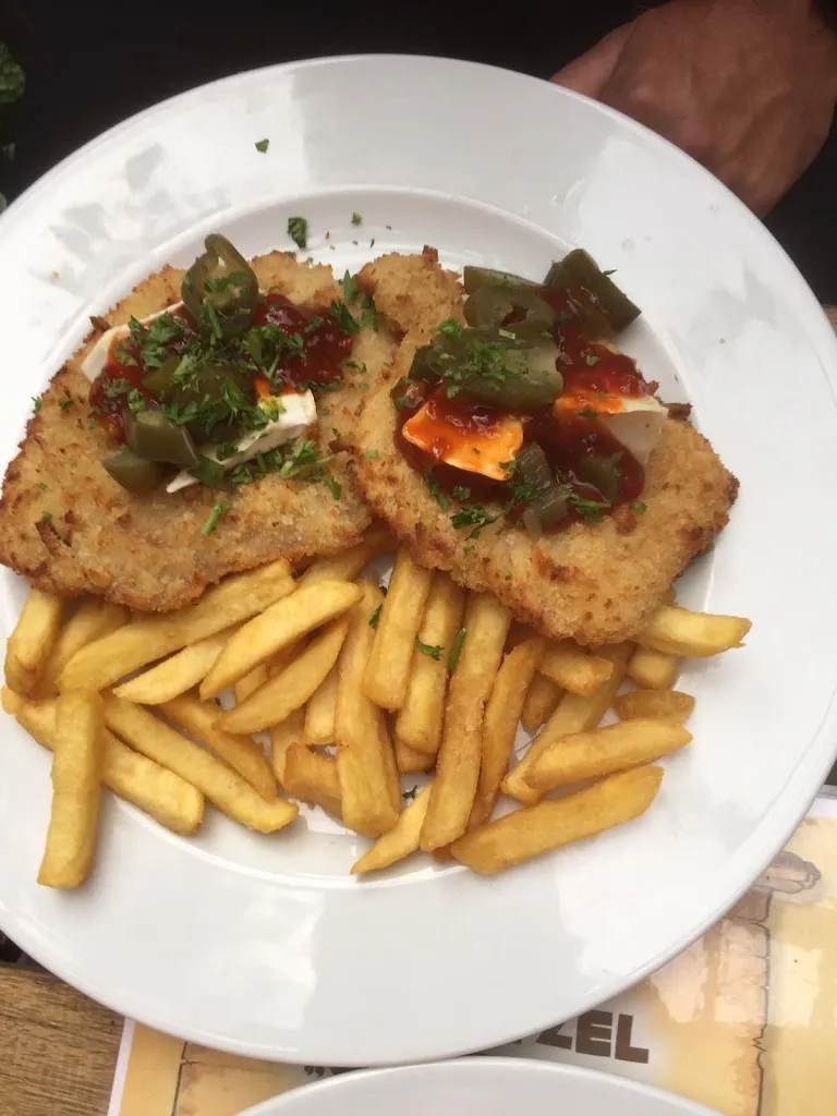 Dave G_Restaurant in der Rommelmühle mit Biergarten_Bietigheim-Bissingen_avis