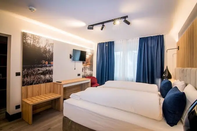 Hotel Wilder Mann/ Gustus Restaurant_Rückersdorf_slider_image_2