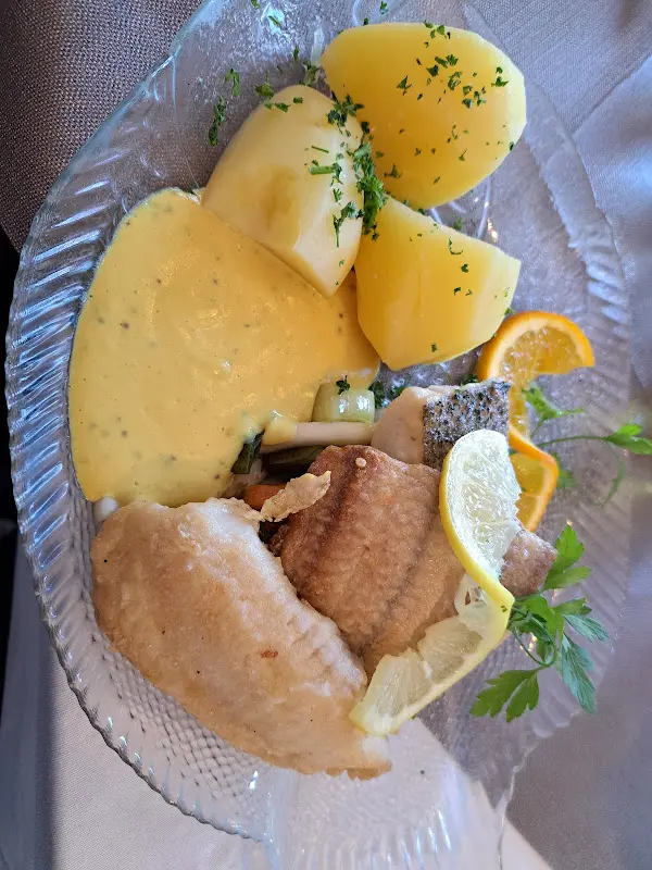 Sepp Bach_Gaststätte Zum Fischerhof_Rheinsberg_Bewertung