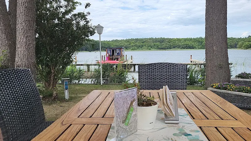 Thomas Kittlitz_Restaurant Zum Achter_Rheinsberg_avis