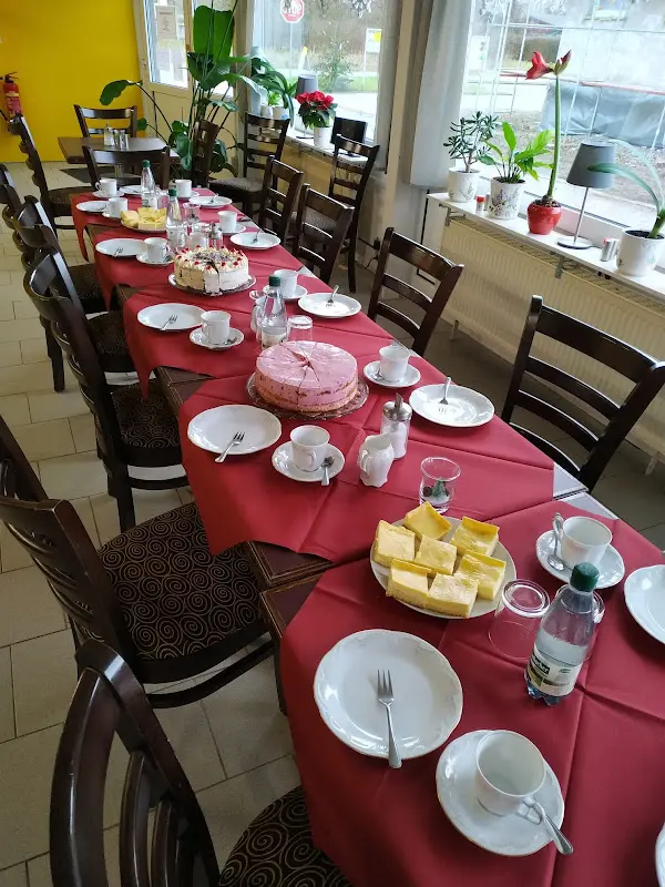 Konsum Pfaffendorf Imbiss & Regionales_Rietz-Neuendorf_slider_image_1