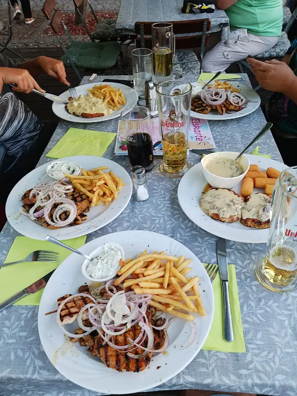 Restaurant Dionisos / Ratskeller_Schlieben_slider_image_3