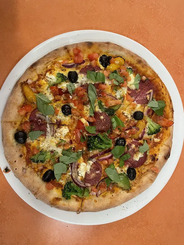 Holzofen-Pizzeria Formidable_Schönborn_slider_image_3