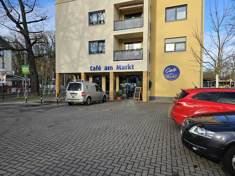 Hennig der Steinofenbäcker Café am Markt_Berlin_slider_image_3