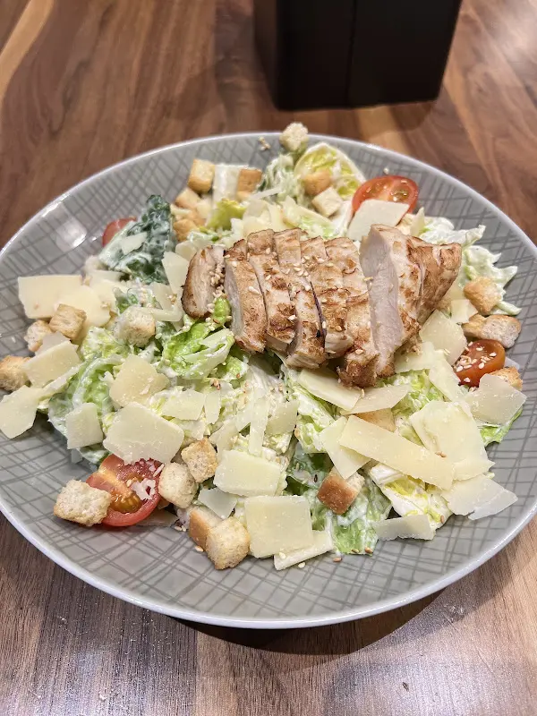 Mai Tashiro_Goodman & Filippo_Schönefeld_review