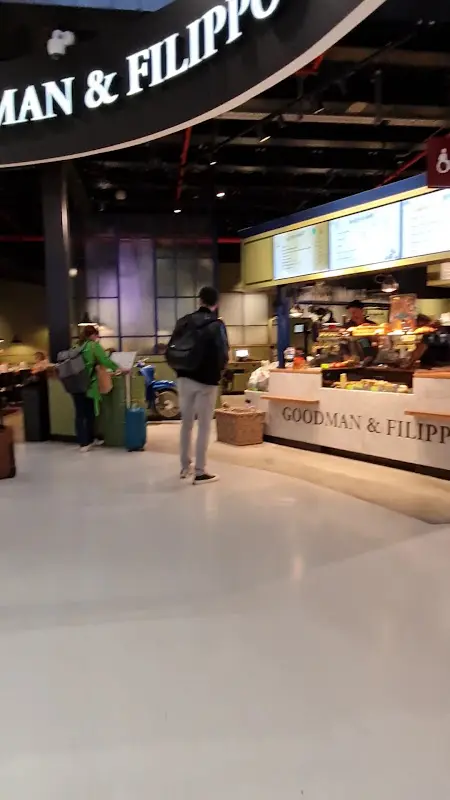 Goodman & Filippo_Schönefeld_slider_image_2