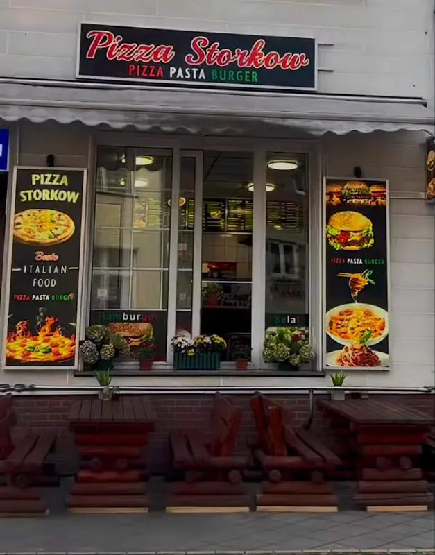 Pizza Storkow_(Mark)_slider_image_1