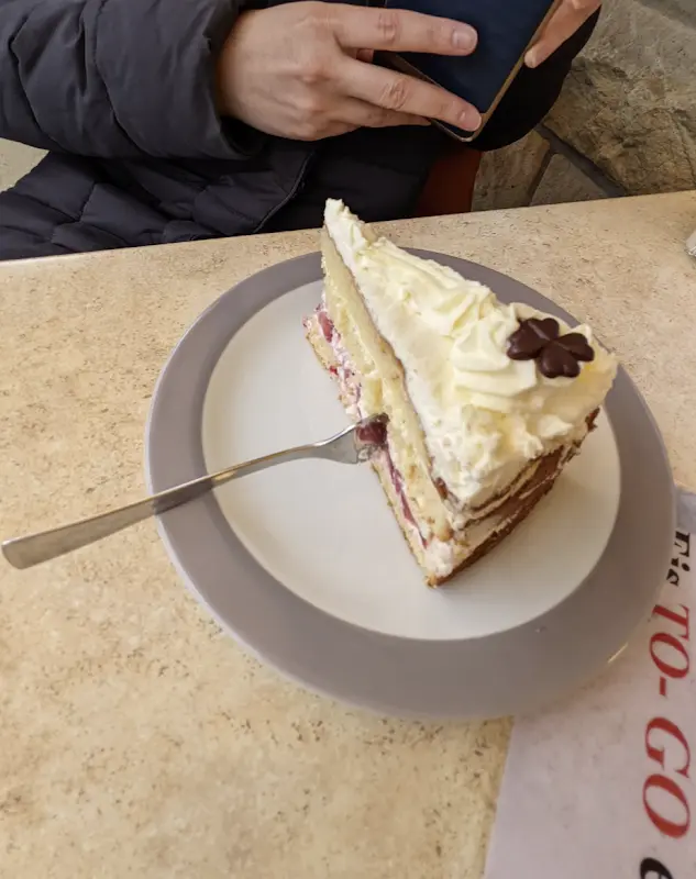 Amanda Gomes de Carvalho Biriba_Altstadtcafé Domichowski_(Mark)_avis