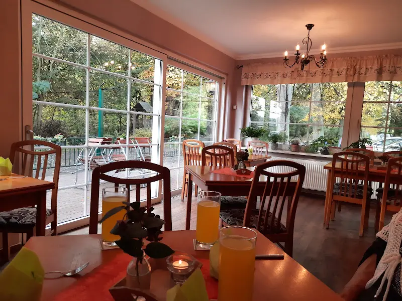 Gaststätte Zum Alten Steuerhaus restaurant in Strausberg