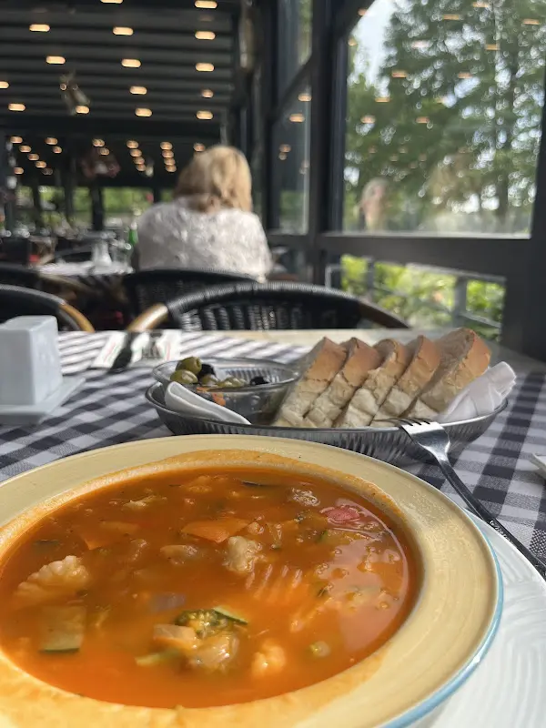 Kopila Bhattarai_Ristorante alla Fontana_Wandlitz_review