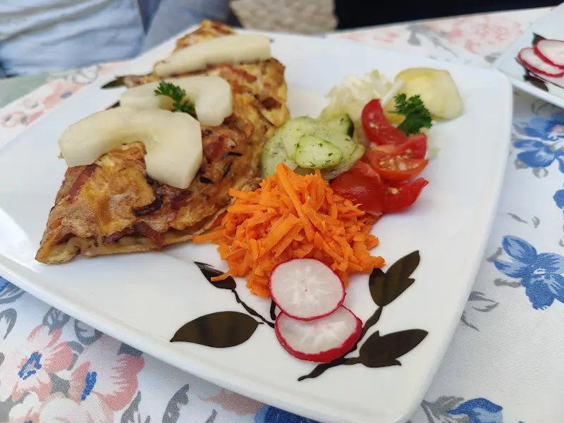 Fritz Löwa Gaststätte Zum goldenen Stern_Vetschau/Spreewald_slider_image_2