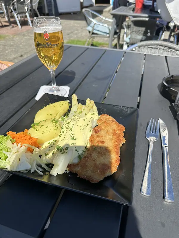 Benedikt auf der Springe_Gasthaus Klabautermann_Woltersdorf_review