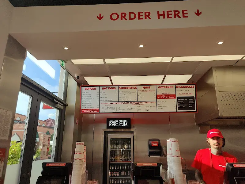 Menu_Five Guys_Wustermark_immagine_1