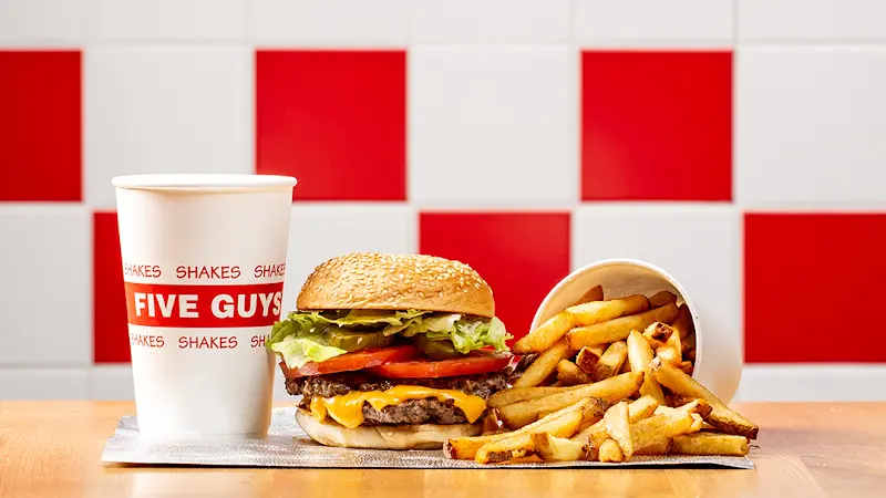 Five Guys_Wustermark_slider_image_3