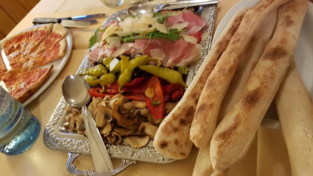 Menu_Pizzeria Engel, Inh. Francesco Mazzarella_Bodnegg_image_3