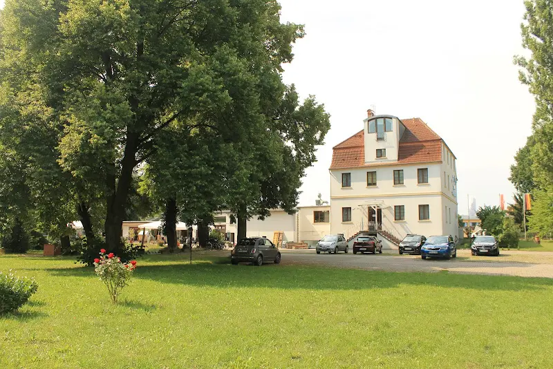 Land-gut-Hotel Weisser Schwan_Zossen_slider_image_1