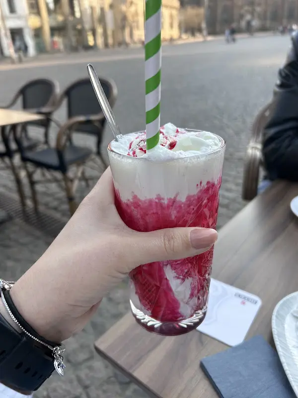 Denisa Rosoga_ALEX Bremen Domshof_Bremen_recensione