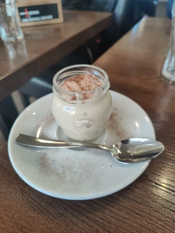 Kerem Topbaş_Varlemanns Burger Grill_Bremen_review