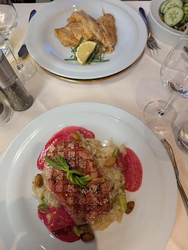 David Ellington_Natusch - Fischereihafen Restaurant KG_Bremerhaven_reseña