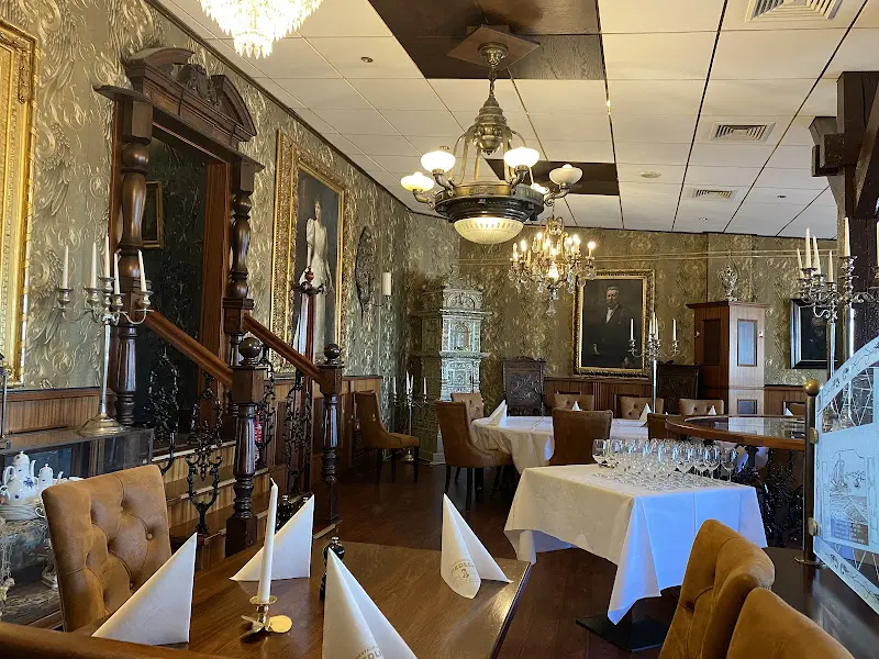 Fiedlers Restaurant. Fisch & Steak in Fiedlers Aalkate restaurant in Bremerhaven