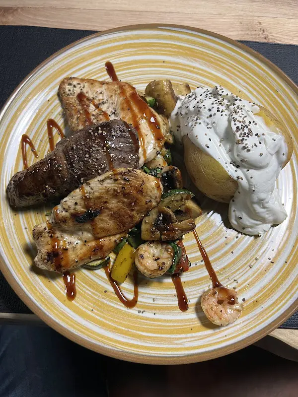 Zum Bergstedter_Hamburg_slider_image_3