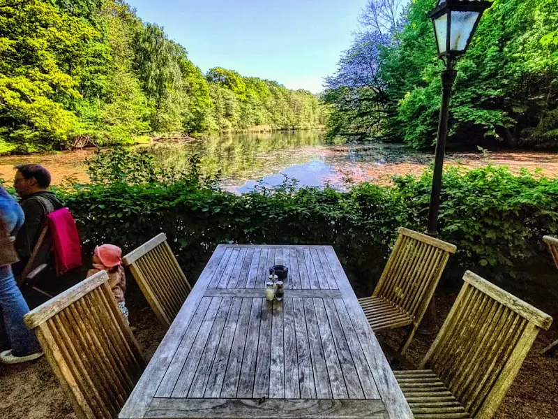 Haus am See der Alten Mühle restaurant in Hamburg