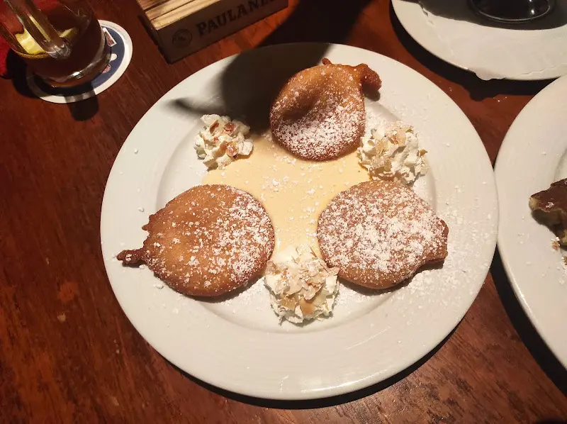 Wirtshaus Watzmann_Hamburg_slider_image_3