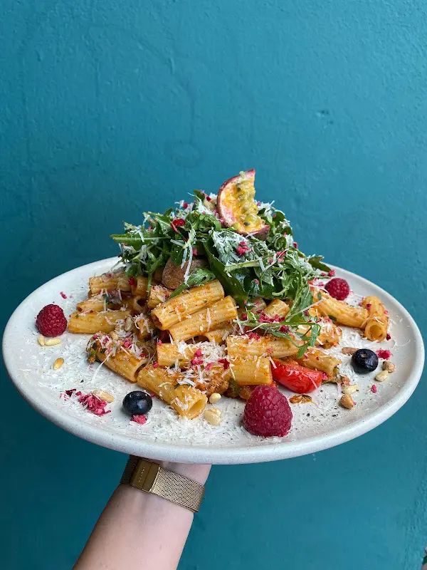 Lily Hamburg_Hamburg_slider_image_3