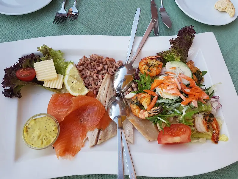 Restaurant - Hamburger Elbspeicher_Hamburg_slider_image_3