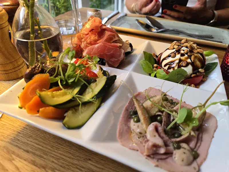 R. Boe_Bocca al Lupo_Hamburg_review