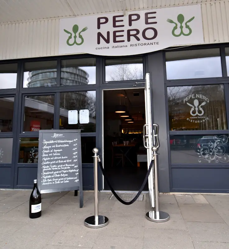 Pepe Nero restaurant in Hamburg