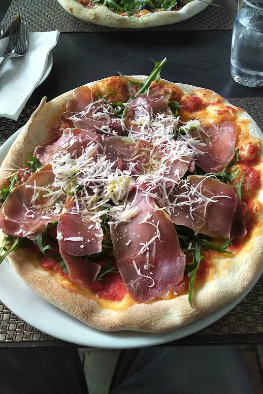 Pepe Nero_Hamburg_slider_image_3