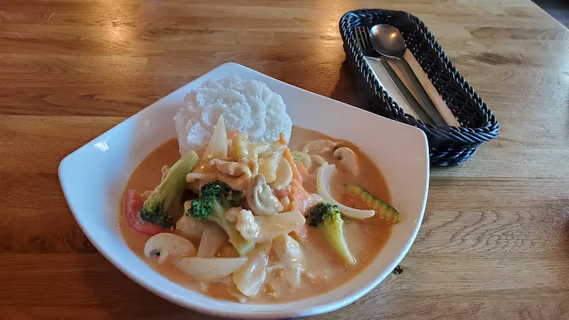 Cố Đô_Hamburg_slider_image_2