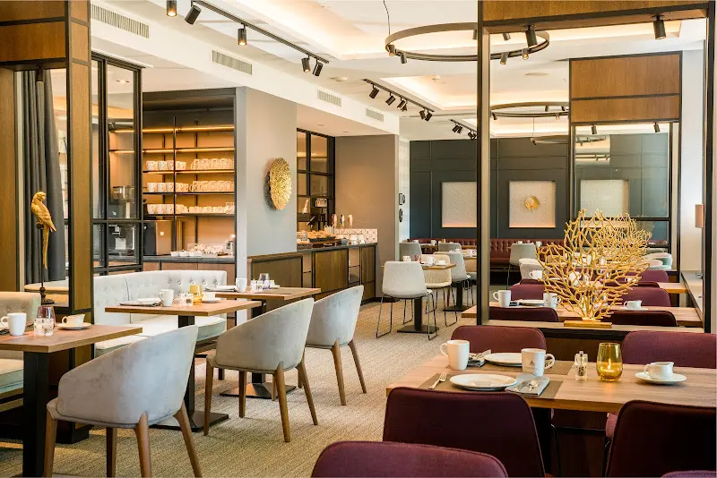 Alsterkrug Restaurant Hamburg_Hamburg_slider_image_3