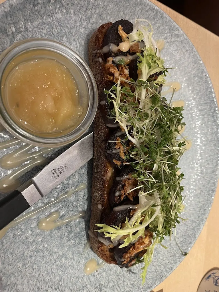 Aleksey A._Elefant Bonn_Bonn_recensione