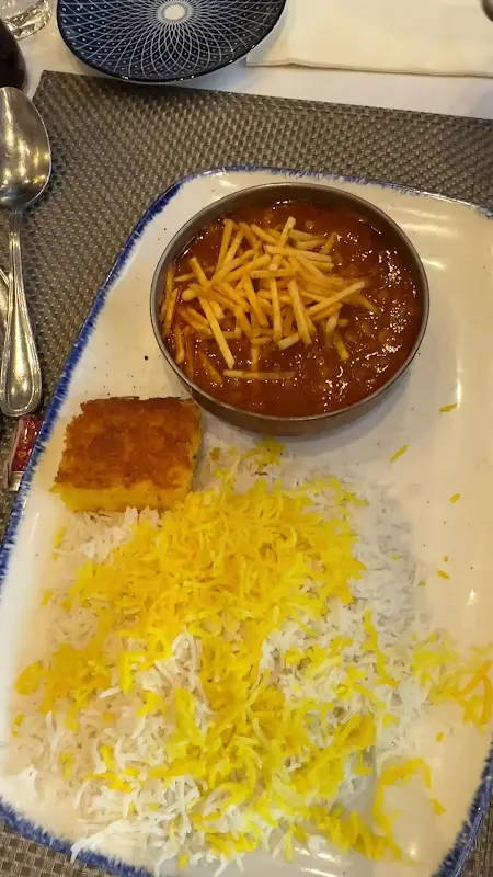 Neshan Restaurant_Hamburg_slider_image_2