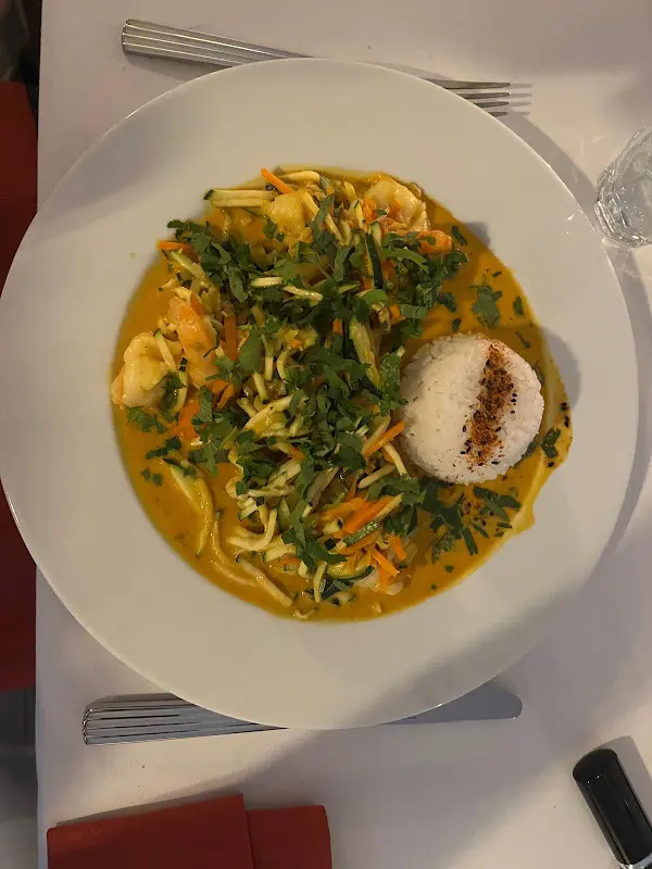 Genno's_Hamburg_slider_image_3