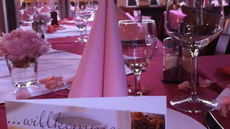 Taverna PETROS & MARIETTA_Hamburg_slider_image_3