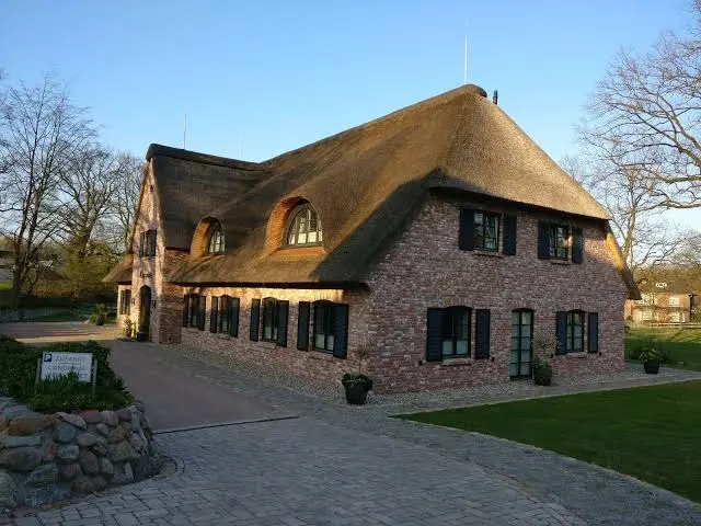 Hotel & Landhaus Kastanie restaurant in Hamburg