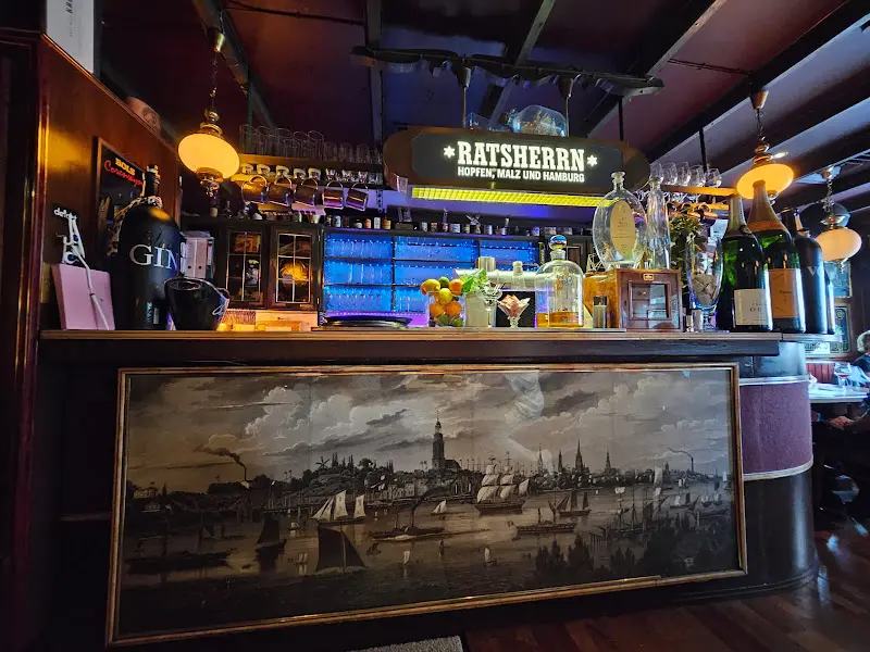 Old Commercial Room_Hamburg_slider_image_3