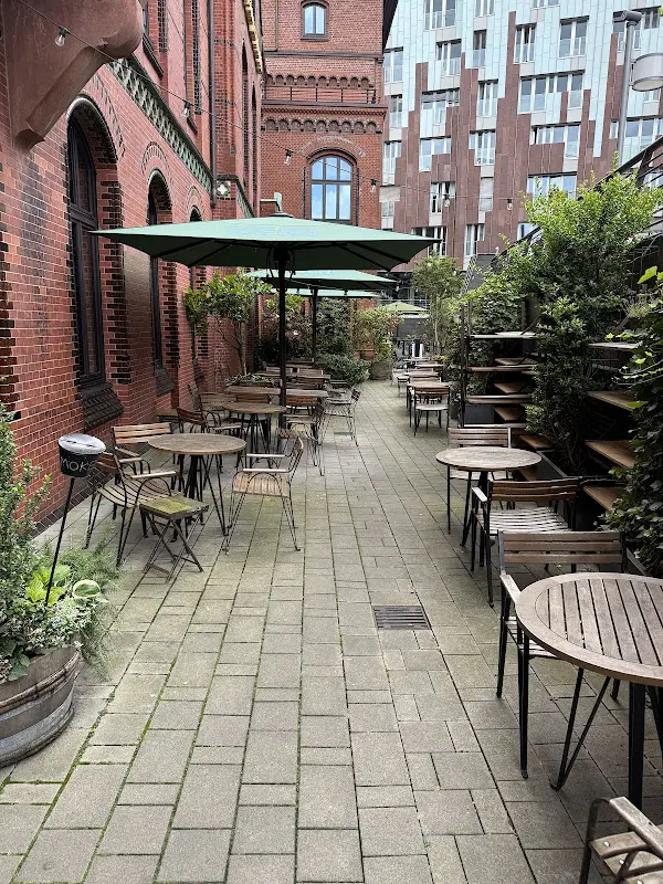 NENI Hamburg_Hamburg_slider_image_3