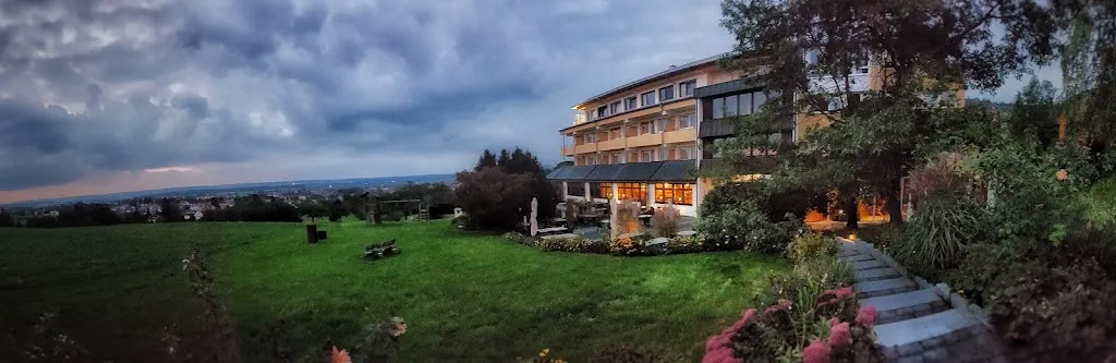 Bartosz Wróblewski_Badhotel Restaurant Stauferland_Boll_recensione