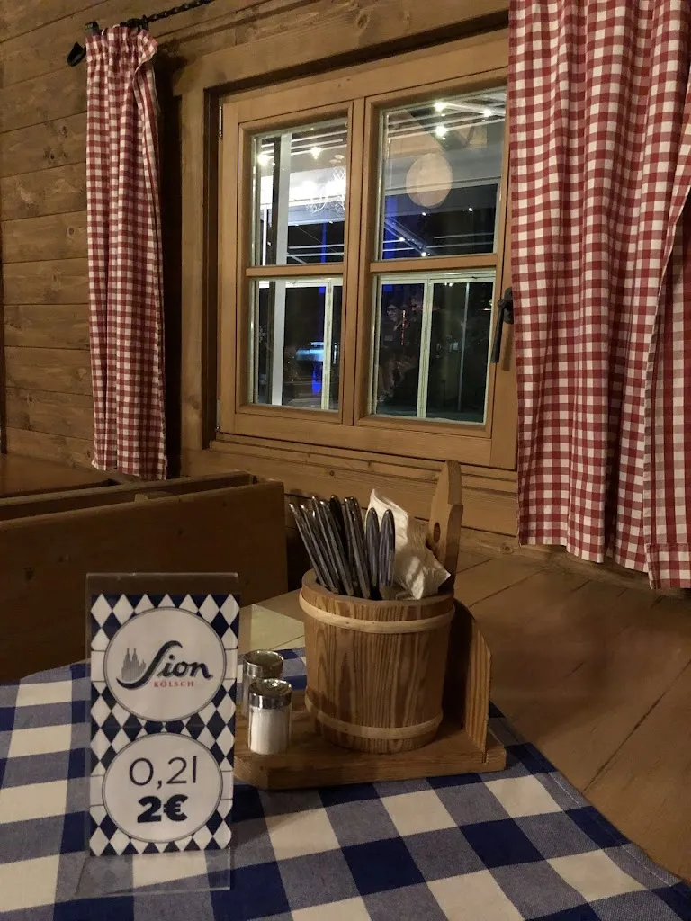 Lovelysummer_Rheinalm am Bonner Bogen_Bonn_review