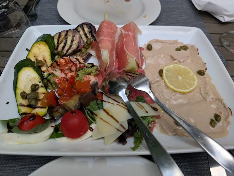 L'Aurora_Hamburg_slider_image_3