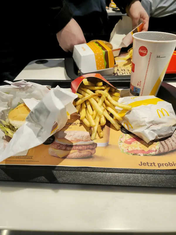 McDonald's_Hamburg_slider_image_3