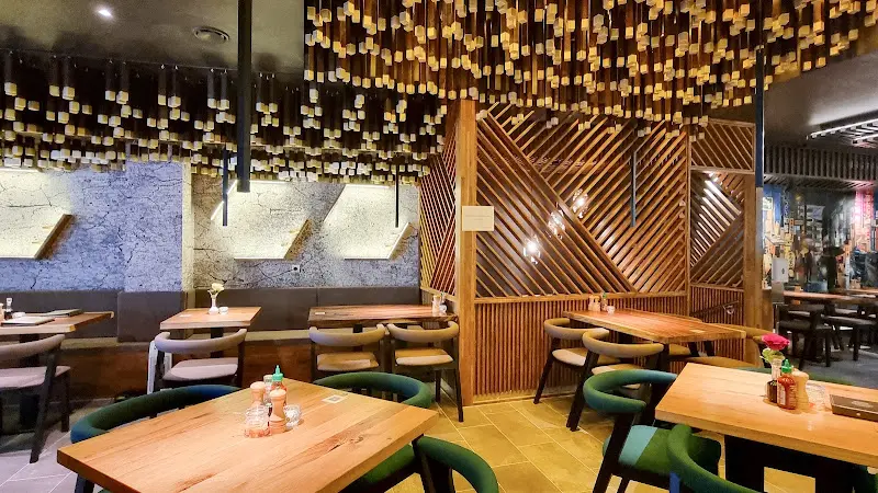 Hoang Deli Restaurant_Hamburg_slider_image_1