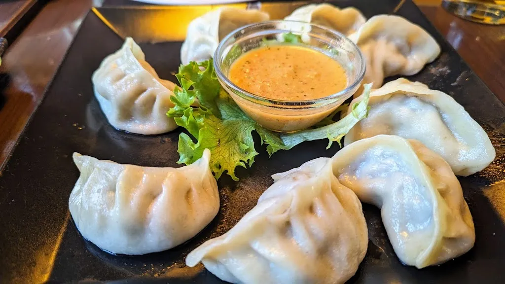 Himalayak Restaurant_Bonn_slider_image_3